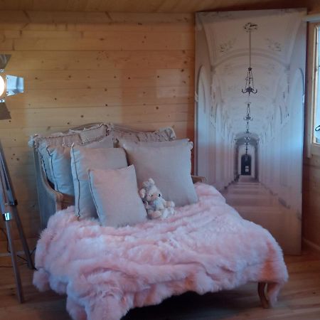 Chambre Studio Photo Chalet Sdb Partagee A Proximite Chavagne Bagian luar foto