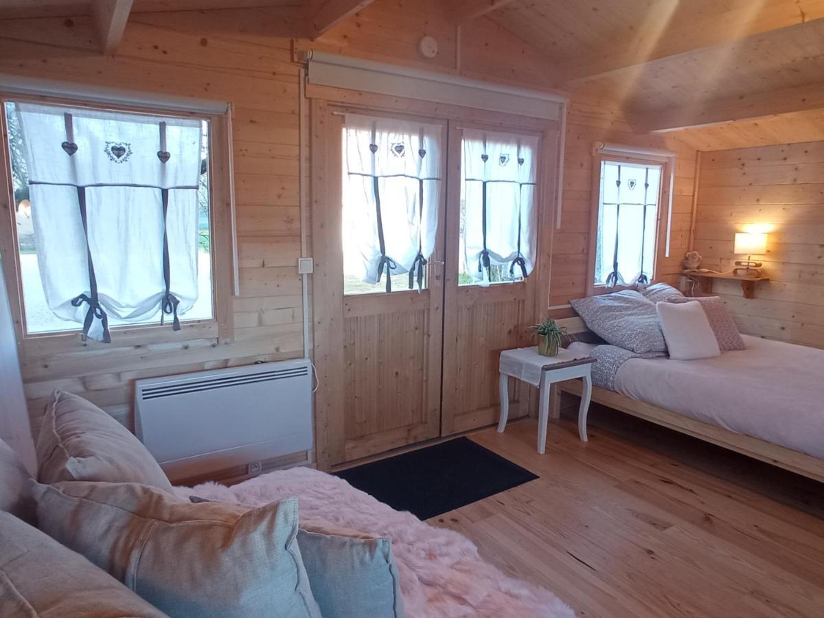 Chambre Studio Photo Chalet Sdb Partagee A Proximite Chavagne Bagian luar foto