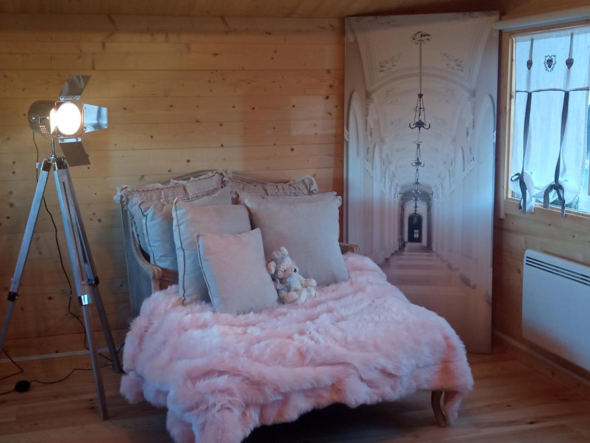 Chambre Studio Photo Chalet Sdb Partagee A Proximite Chavagne Bagian luar foto