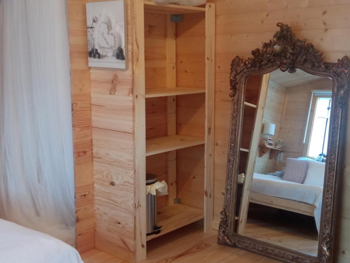 Chambre Studio Photo Chalet Sdb Partagee A Proximite Chavagne Bagian luar foto