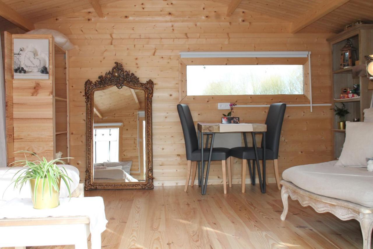 Chambre Studio Photo Chalet Sdb Partagee A Proximite Chavagne Bagian luar foto