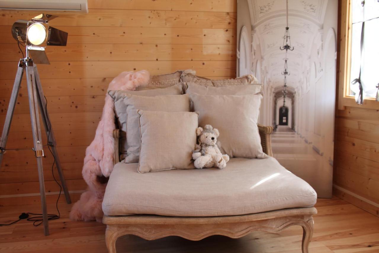 Chambre Studio Photo Chalet Sdb Partagee A Proximite Chavagne Bagian luar foto